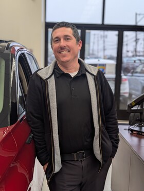 Staff member Dustin Balliet from ID_f88a28