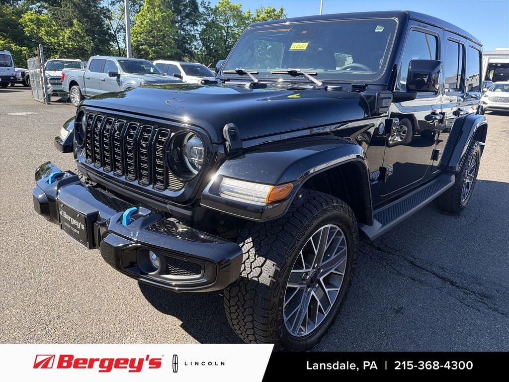 Used 2024 Jeep Wrangler Unlimited 4xe 2.0L 4WD High Altitude Sky Top w/ Heated Steering Wheel SUV