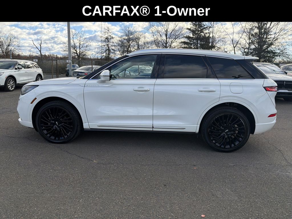 2021 Lincoln Corsair Reserve photo 2