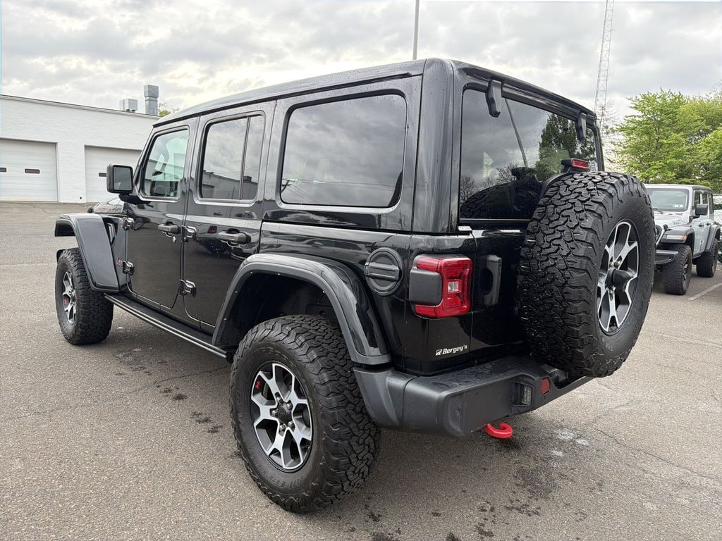 Used 2022 Jeep Wrangler Unlimited 3.6L 4WD Rubicon Sky Top w/ Cold Weather & Safety Pkg SUV