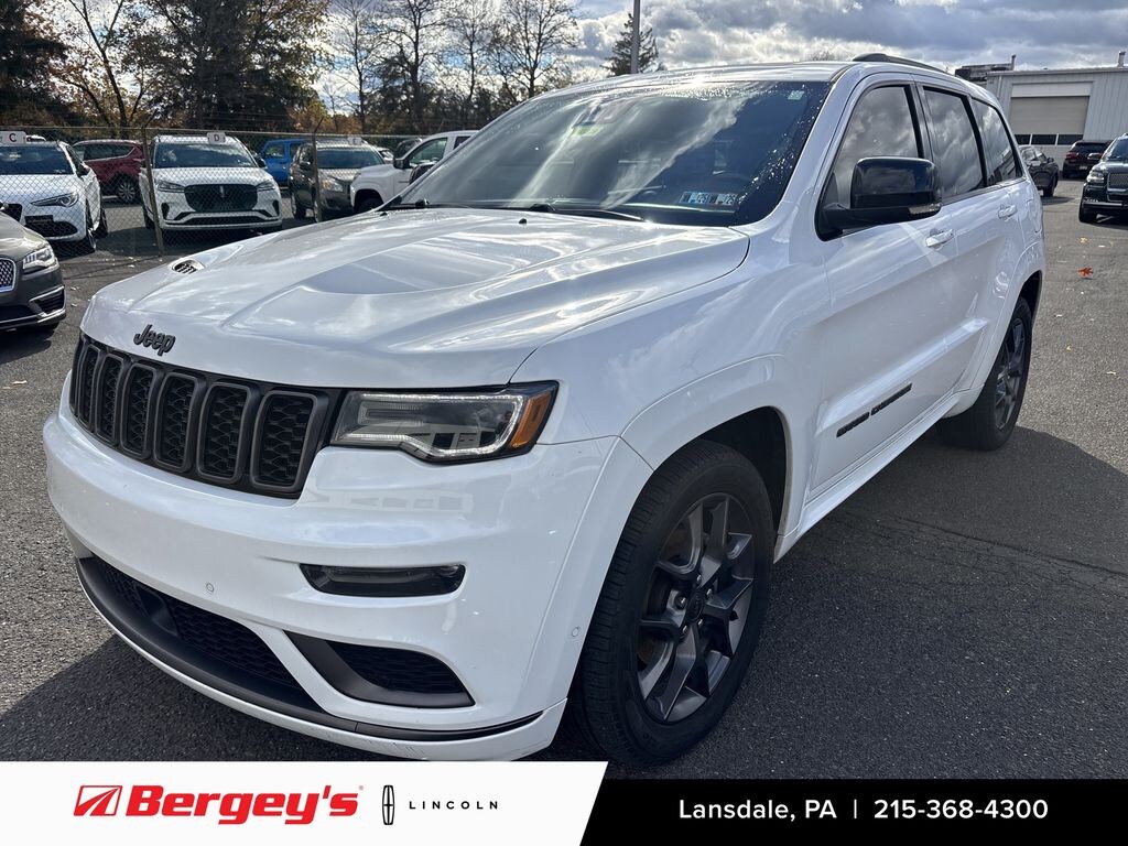 Used 2020 Jeep Grand Cherokee 3.6L 4WD Limited w/ Panoramic Moonroof & Nav SUV