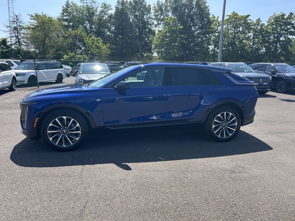 Used 2024 Cadillac LYRIQ Sport 1 AWD w/ Panoramic Moonroof & Navigation SUV