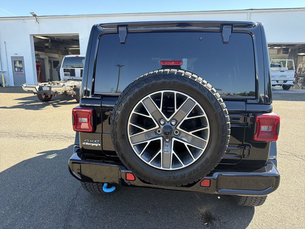 Used 2024 Jeep Wrangler Unlimited 4xe 2.0L 4WD High Altitude Sky Top w/ Heated Steering Wheel SUV