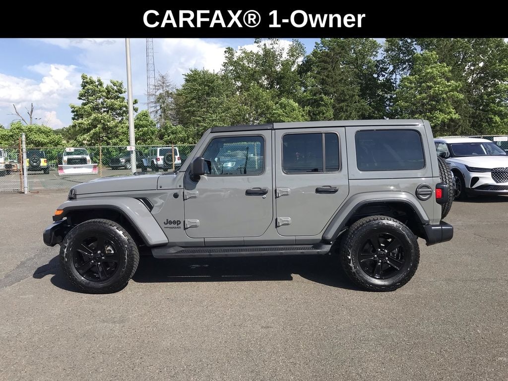 Used 2022 Jeep Wrangler Unlimited 3.6L 4WD Sahara Altitude Hard Top w/ Cold Weather & Trailer Tow Pkg SUV