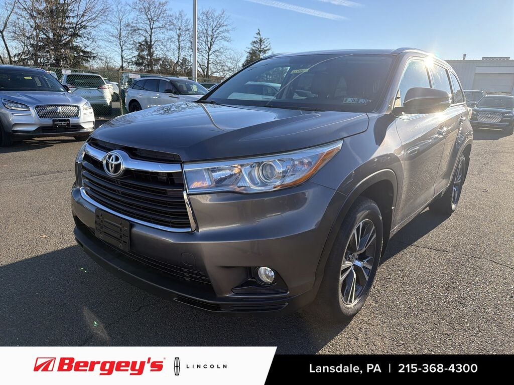 Used 2016 Toyota Highlander XLE V6 SUV