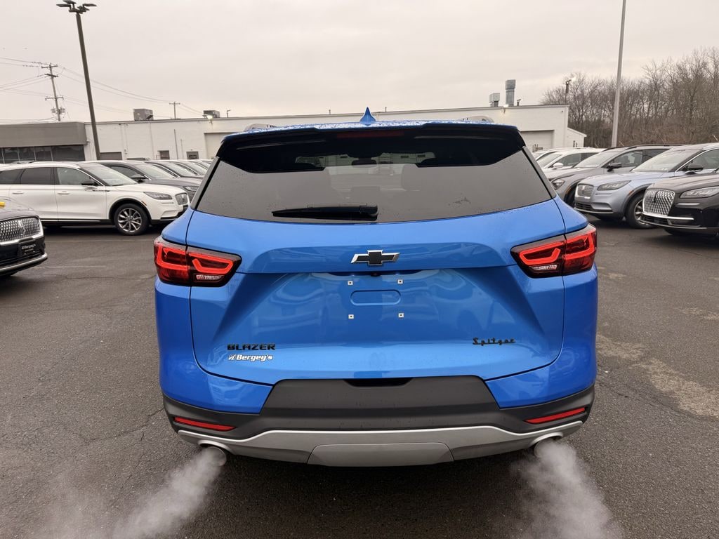 Used 2024 Chevrolet Blazer 2.0T FWD 2LT w/ Driver Confidence & Convenience Pkg SUV