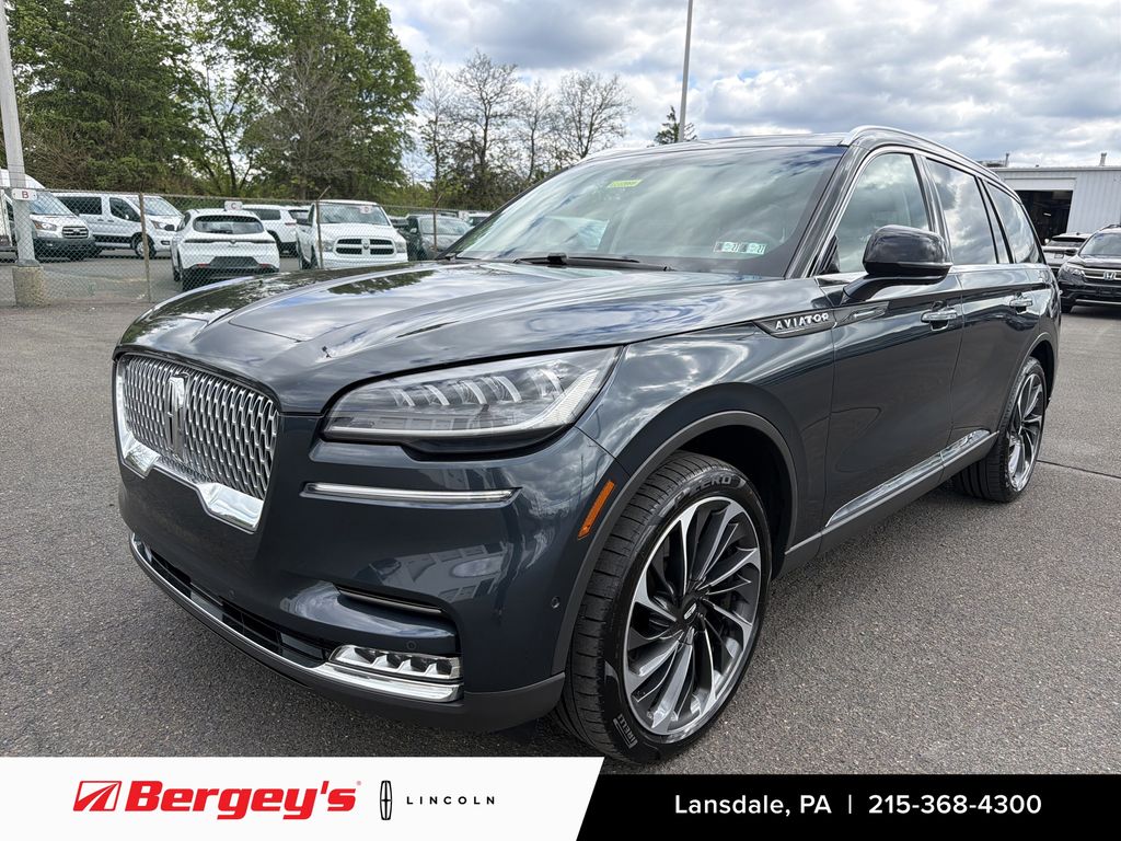 2021 Lincoln Aviator Reserve AWD's photo