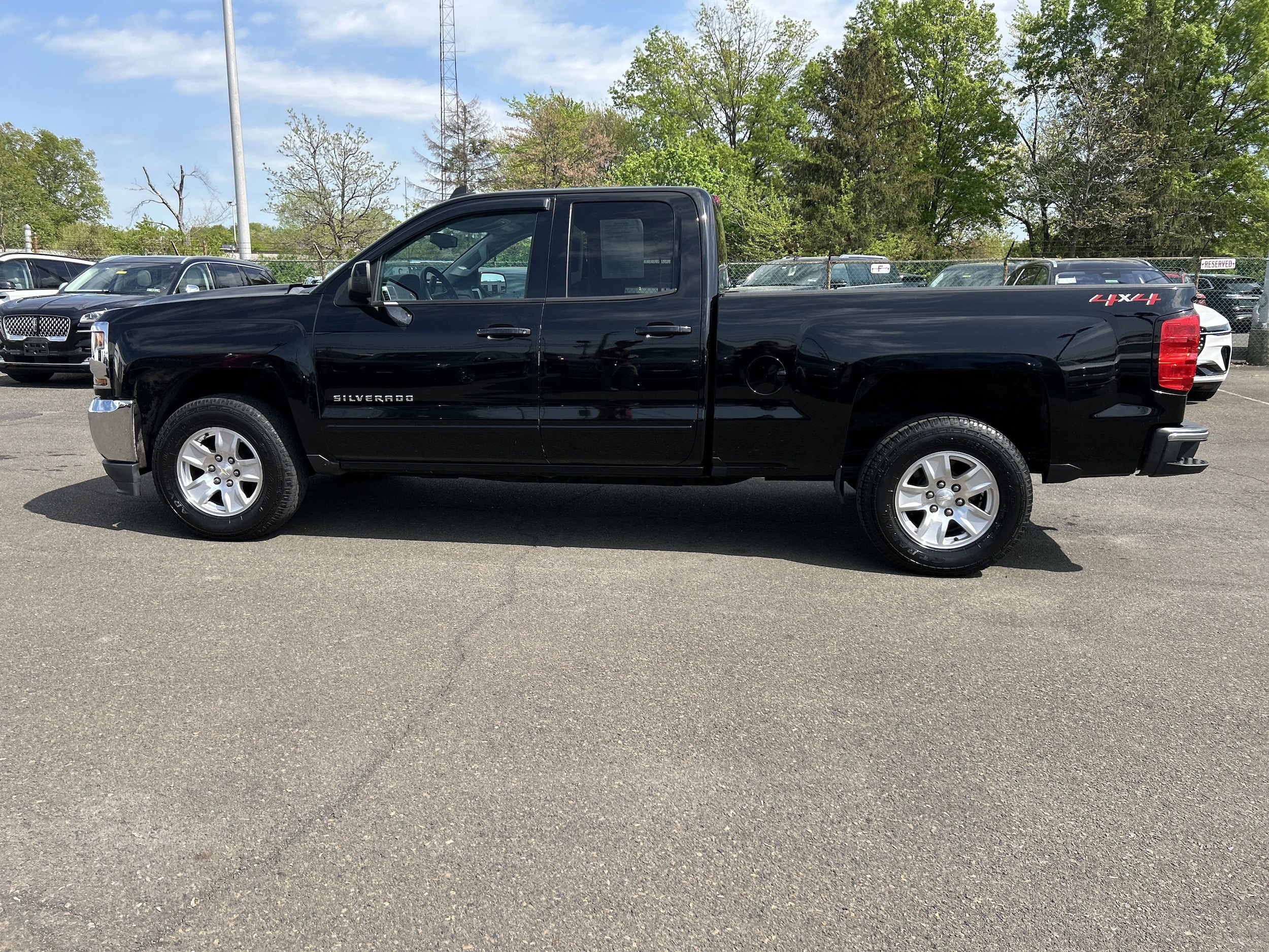 Used 2019 Chevrolet Silverado 1500 LD LT with VIN 2GCVKPEC4K1131466 for sale in Lansdale, PA