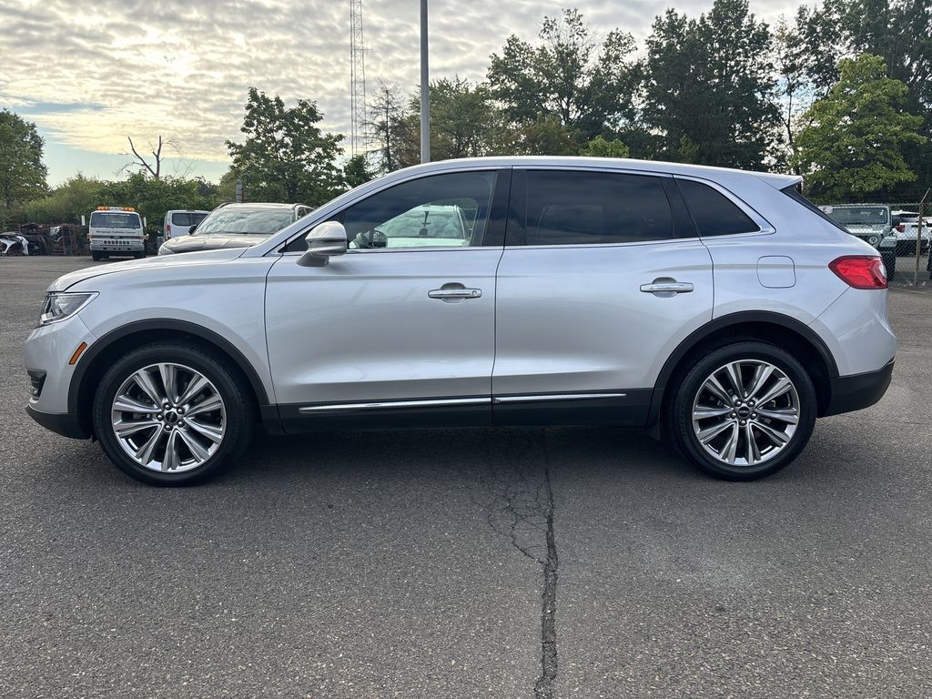 Used 2016 Lincoln MKX Reserve with VIN 2LMTJ8LP7GBL36786 for sale in Lansdale, PA