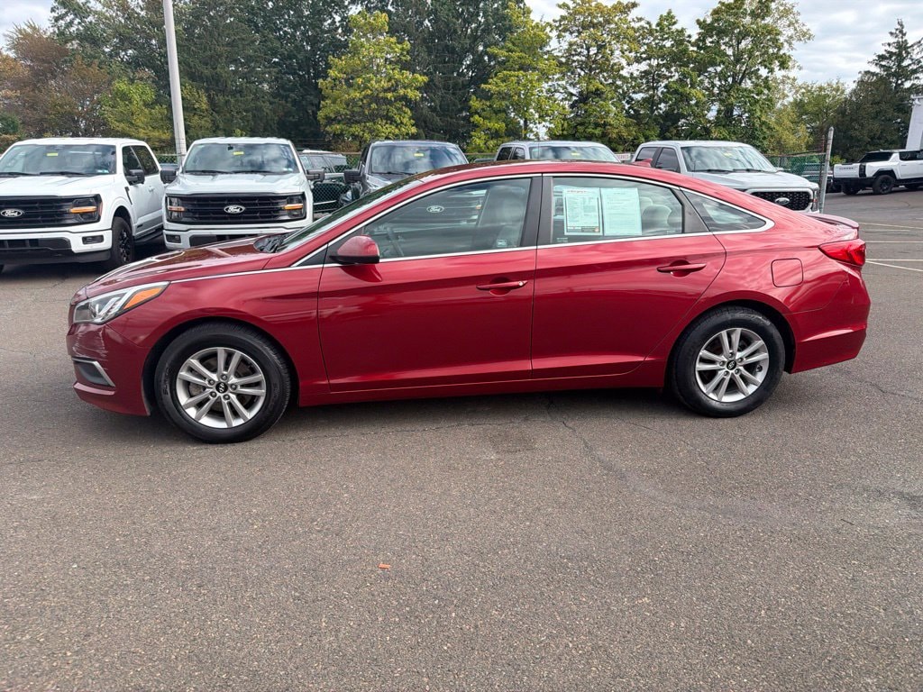 Used 2016 Hyundai Sonata SE with VIN 5NPE24AF3GH376571 for sale in Lansdale, PA