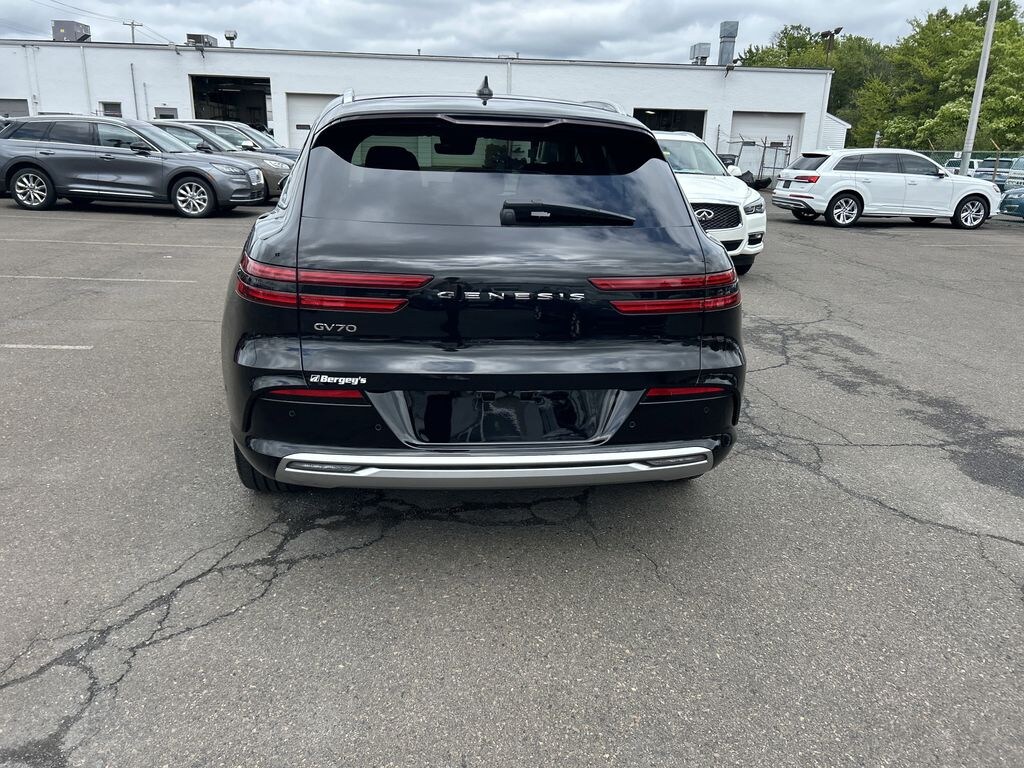 Used 2024 Genesis Electrified GV70 77.4kWh Advanced w/ Panoramic Moonroof & Nav SUV