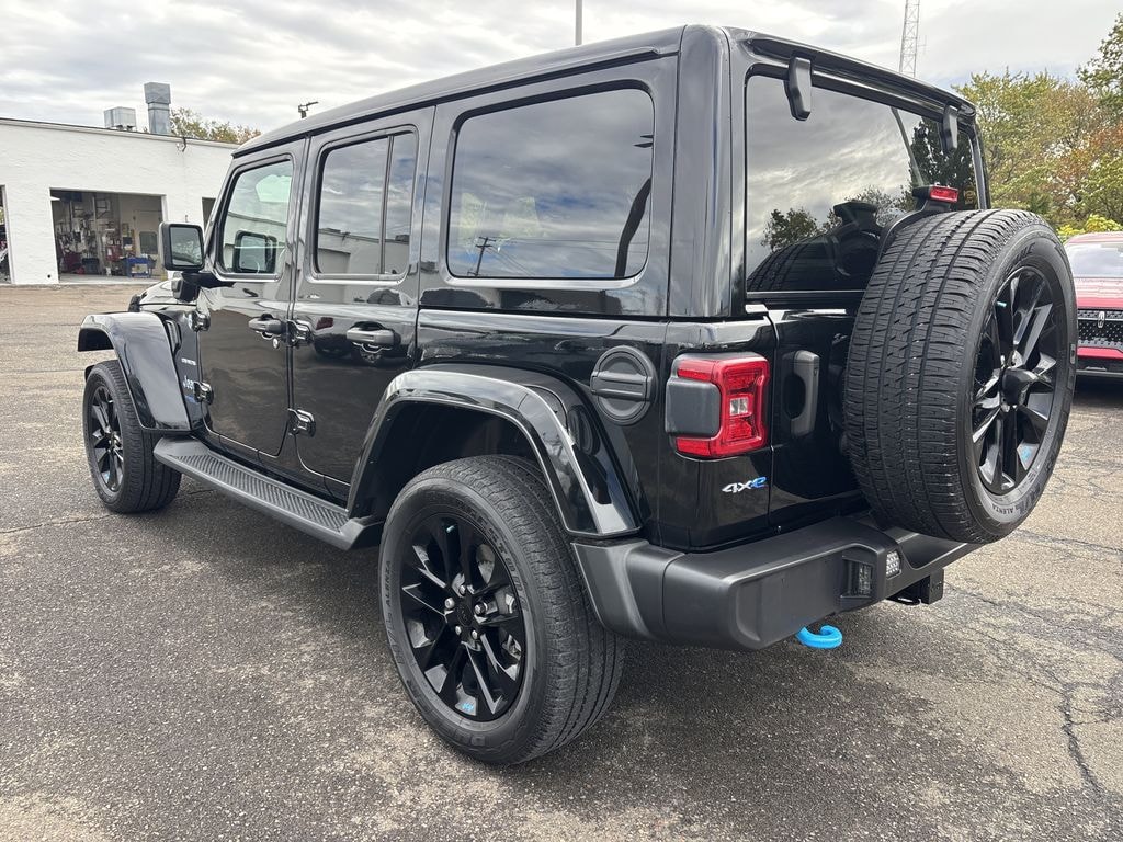 Used 2022 Jeep Wrangler Unlimited 4xe 2.0L AWD Sahara Sky Top w/ Cold Weather Pkg SUV