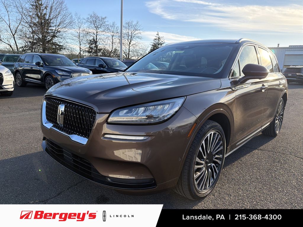 2022 Lincoln Corsair Reserve's photo