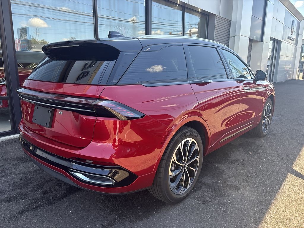 New 2025 Lincoln Nautilus 2.0L AWD Reserve III w/ Perfect Position Seats SUV