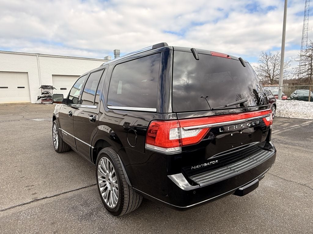 Used 2017 Lincoln Navigator 3.5T 4WD Select w/ Moonroof & Navigation SUV
