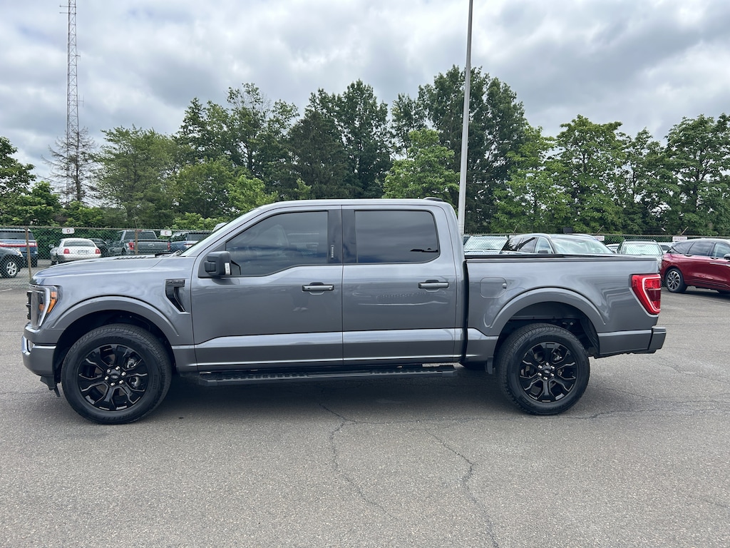 Used 2023 Ford F-150 5.0L 4WD XLT SuperCrew w/ XLT Sport & Black Appearance Pkg Truck SuperCrew Cab