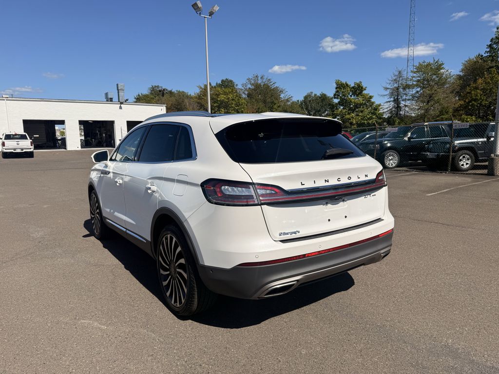 2020 Lincoln Nautilus Black Label photo 3