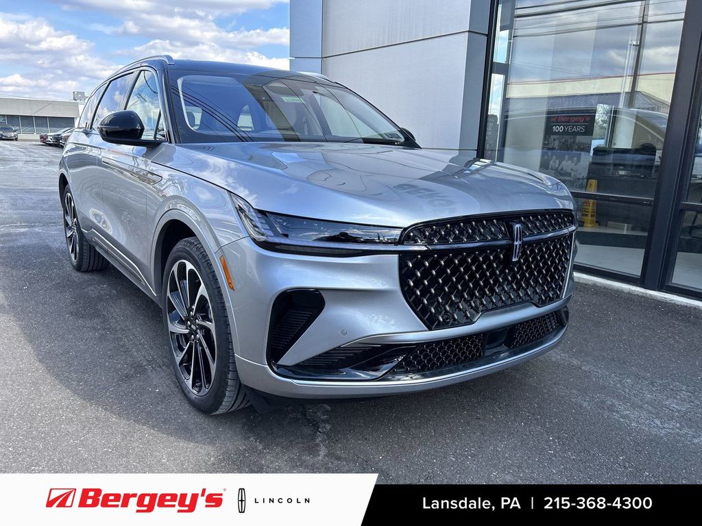 2025 Lincoln Nautilus SUV 