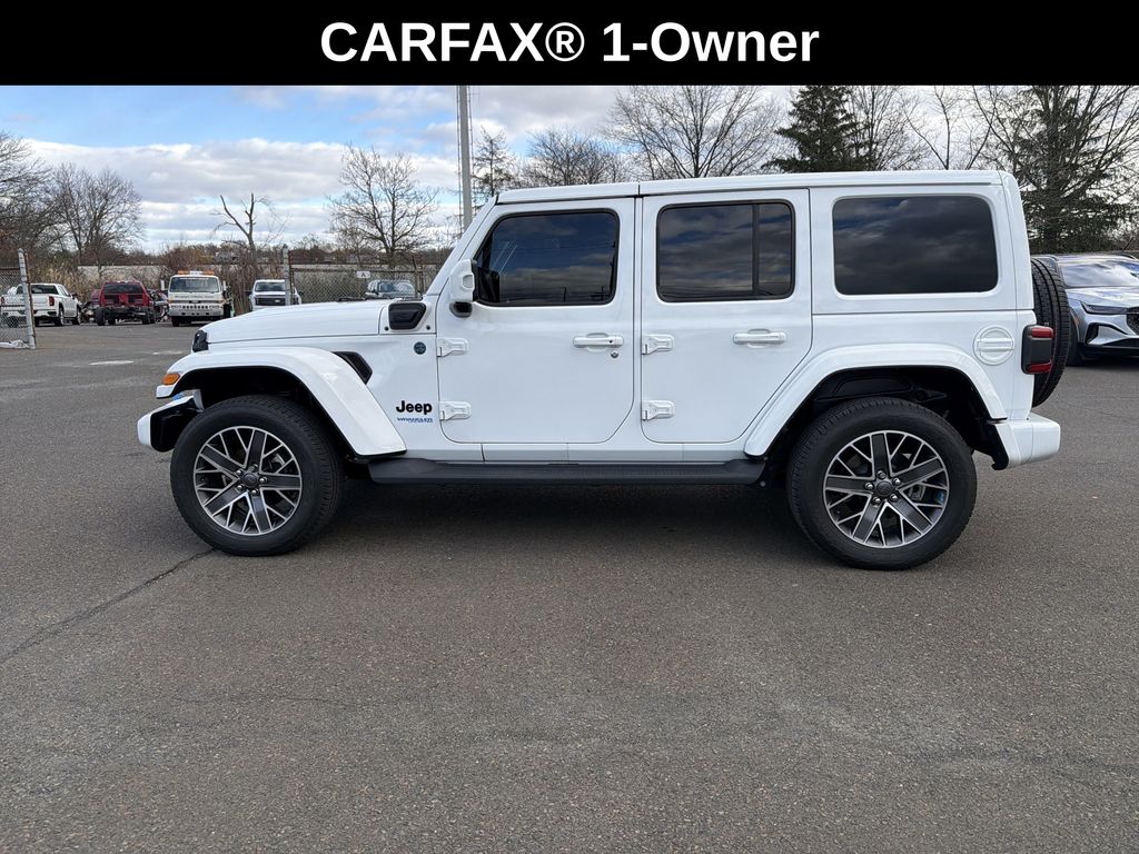 2022 Jeep Wrangler Unlimited Sahara High Altitude 4xe photo 2