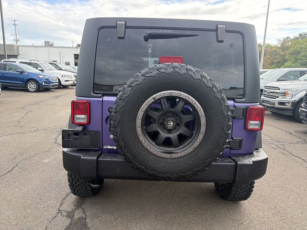 Used 2017 Jeep Wrangler Unlimited 3.6L 4WD Sport Soft Top w/ Satellite Radio SUV