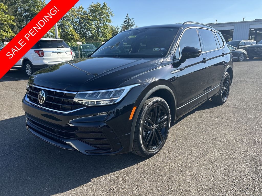 Used 2022 Volkswagen Tiguan 2.0T AWD SE R-Line Black Edition w/ Panoramic Moonroof SUV