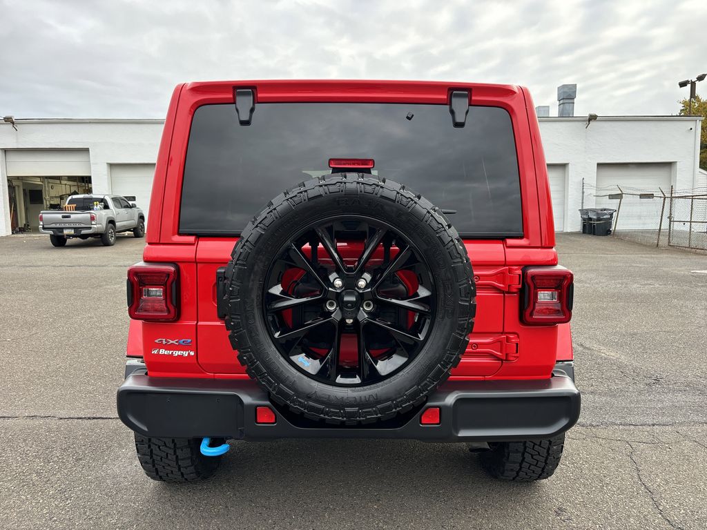 2022 Jeep Wrangler Unlimited 4xe Sahara photo 4