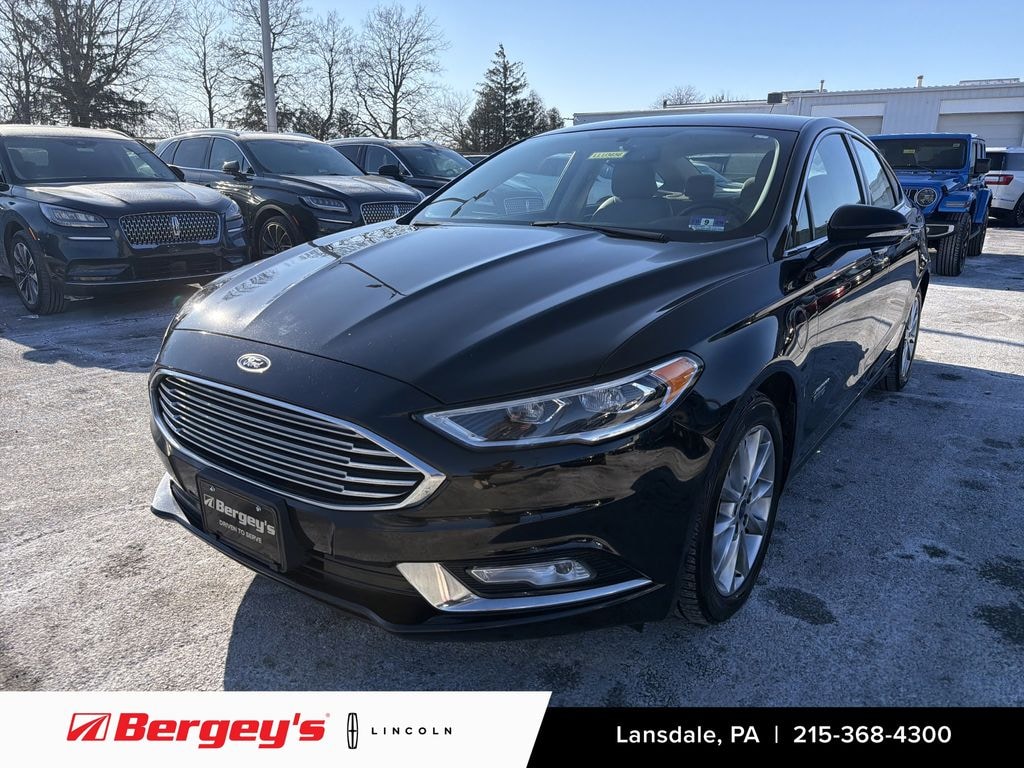 Used 2017 Ford Fusion Energi 2.0L FWD SE w/ Rearview Camera & Satellite Radio Sedan