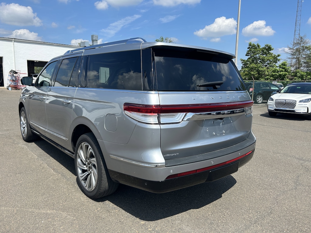 Certified 2022 Lincoln Navigator 3.5T 4WD Reserve L w/ Luxury Pkg SUV