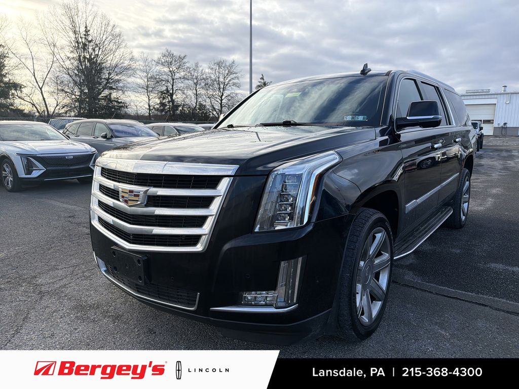 2018 Cadillac Escalade ESV Luxury's photo
