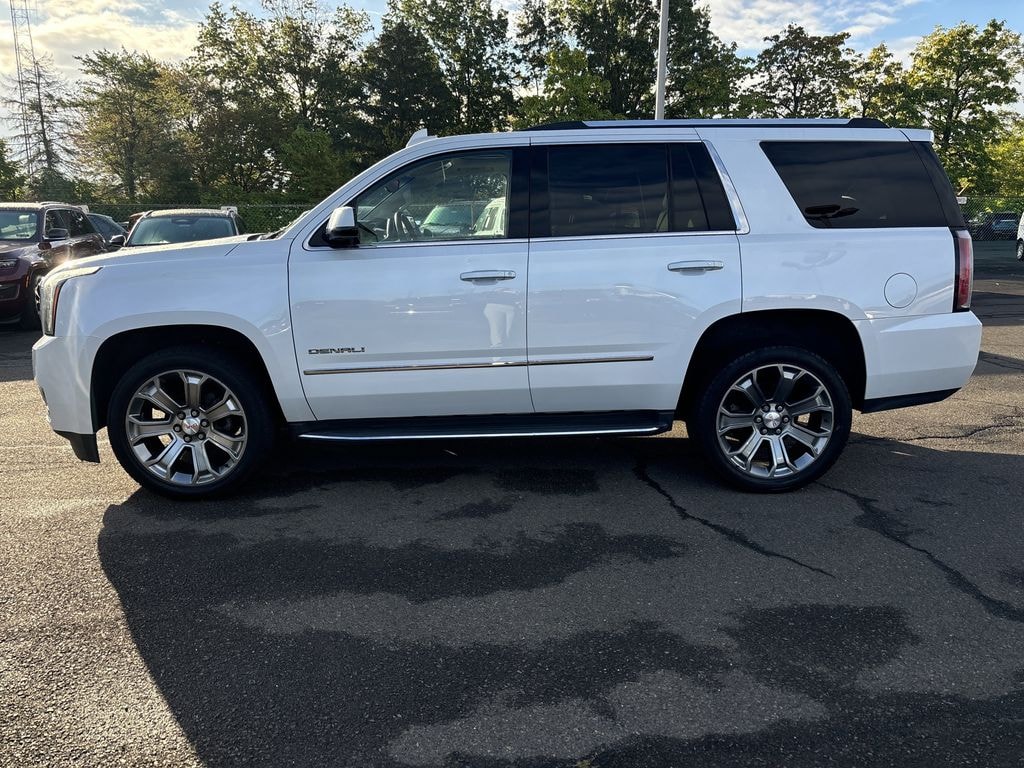 Used 2017 GMC Yukon 6.2L 4WD Denali w/ Sunroof & Navigation SUV