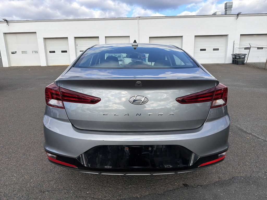 Used 2019 Hyundai Elantra 2.0L FWD SEL w/ Bluetooth & Satellite Radio Sedan