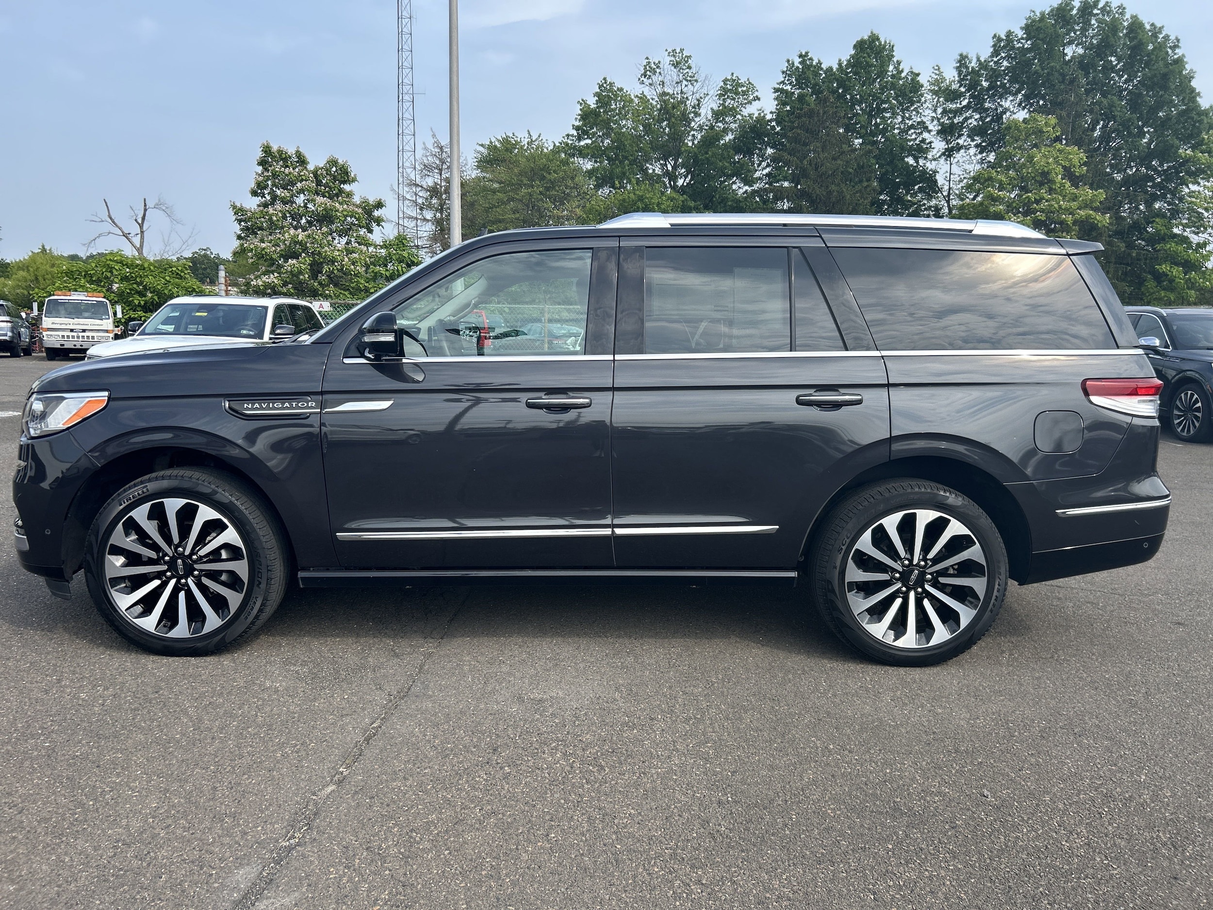 Certified 2022 Lincoln Navigator Reserve with VIN 5LMJJ2LT7NEL01564 for sale in Lansdale, PA