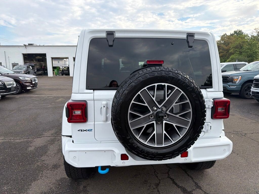 Used 2024 Jeep Wrangler Unlimited 4xe 2.0L 4WD High Altitude Skytop w/ Navigation SUV
