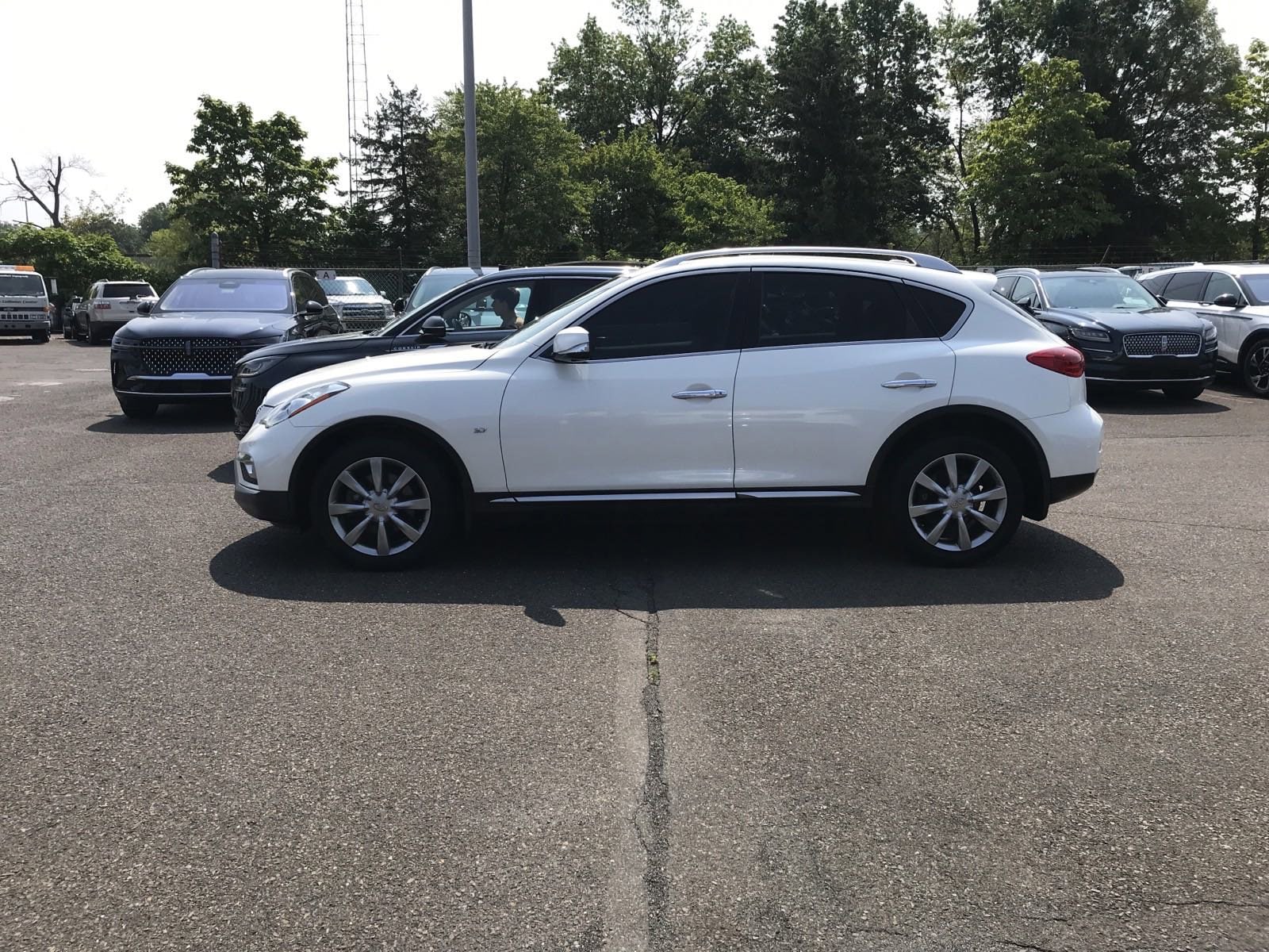 Used 2016 INFINITI QX50 Base with VIN JN1BJ0RR3GM262379 for sale in Lansdale, PA