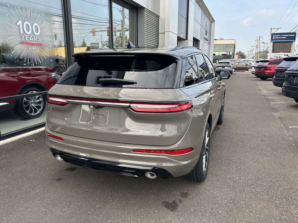New 2025 Lincoln Corsair 2.5L AWD Grand Touring II w/ Panoramic Moonroof & Navigation SUV