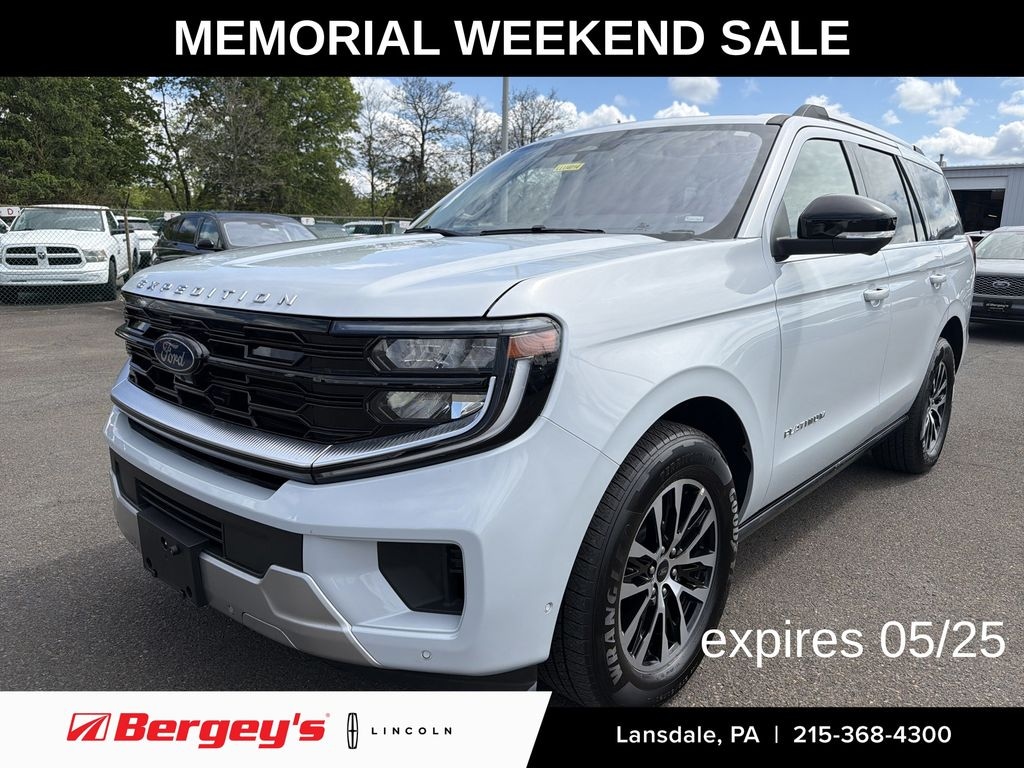Used 2025 Ford Expedition 3.5T 4WD Platinum w/ BlueCruise & Panoramic Vista Roof SUV