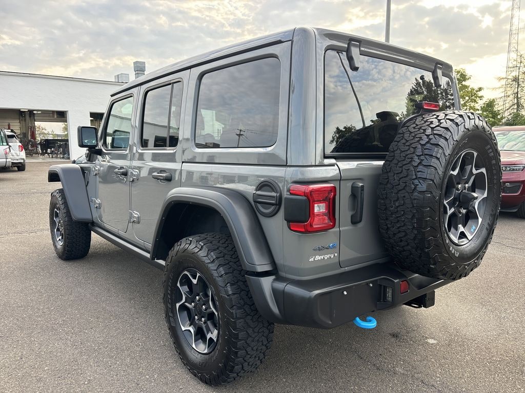 Used 2022 Jeep Wrangler Unlimited 4xe 2.0L 4WD Rubicon Sky Top w/ Cold Weather Pkg SUV