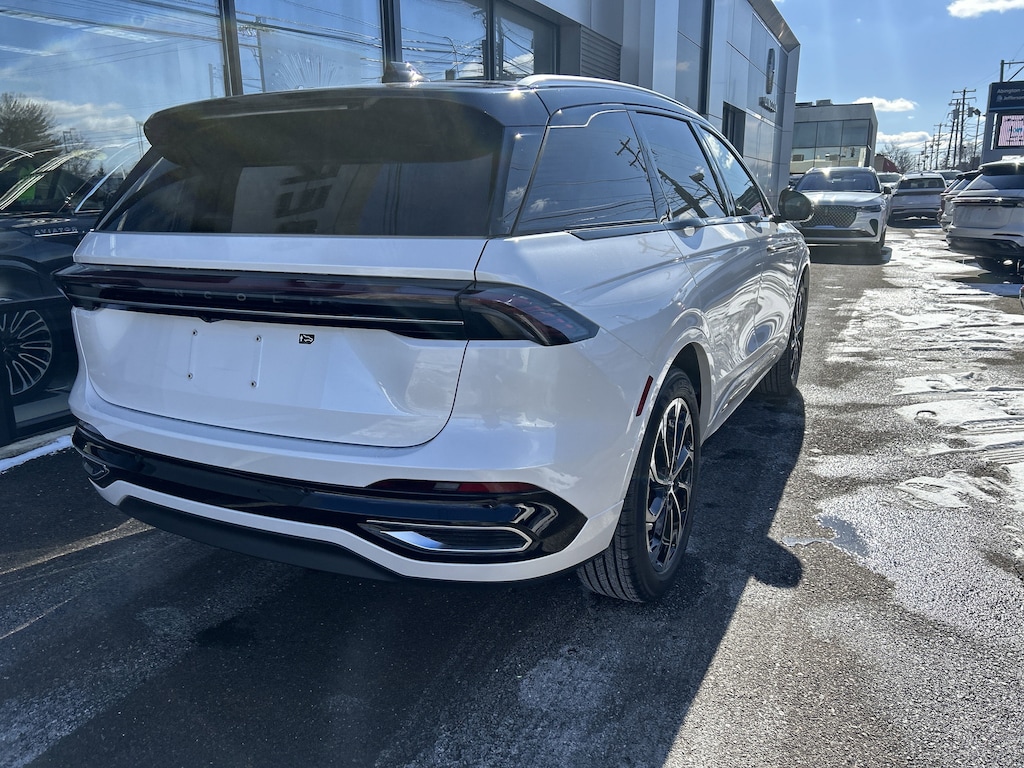 New 2025 Lincoln Nautilus Hybrid 2.0L AWD Reserve II w/ Panoramic Moonroof & Navigation SUV