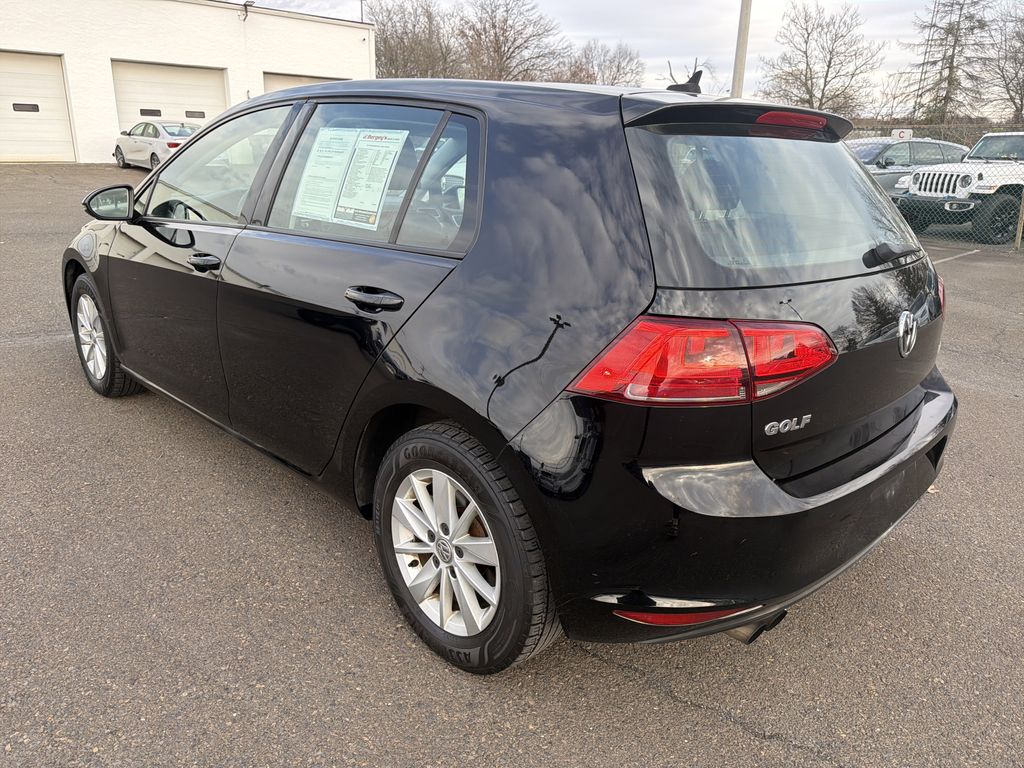 2015 Volkswagen Golf TSI photo 3