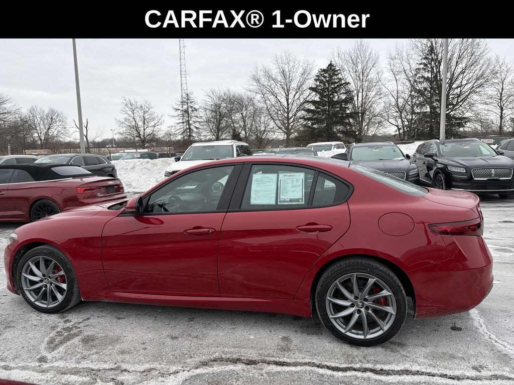 Used 2023 Alfa Romeo Giulia 2.0T AWD Sprint w/ Premium Interior Pkg Sedan