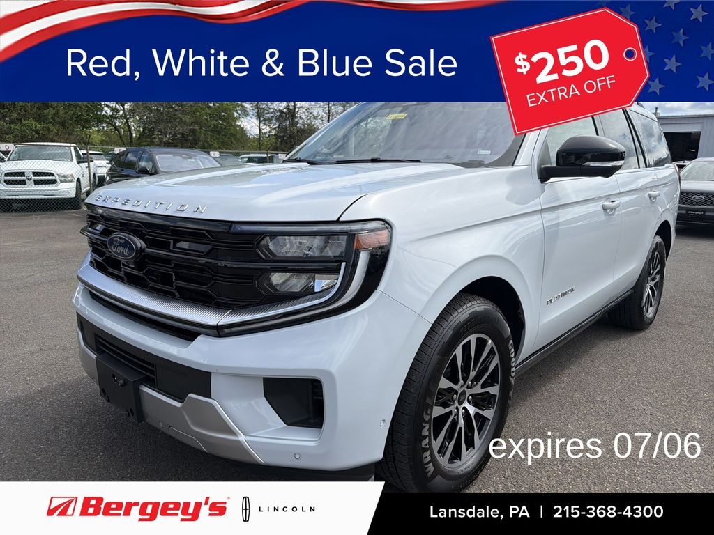 Used 2025 Ford Expedition 3.5T 4WD Platinum w/ BlueCruise & Panoramic Vista Roof SUV