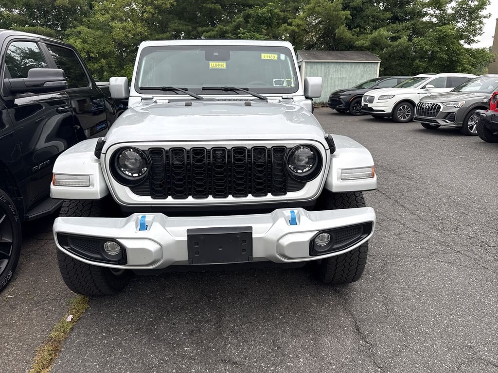 Used 2024 Jeep Wrangler Unlimited 4xe 2.0L 4WD High Altitude Skytop w/ Heated Seats & Heated Steering Wheel SUV