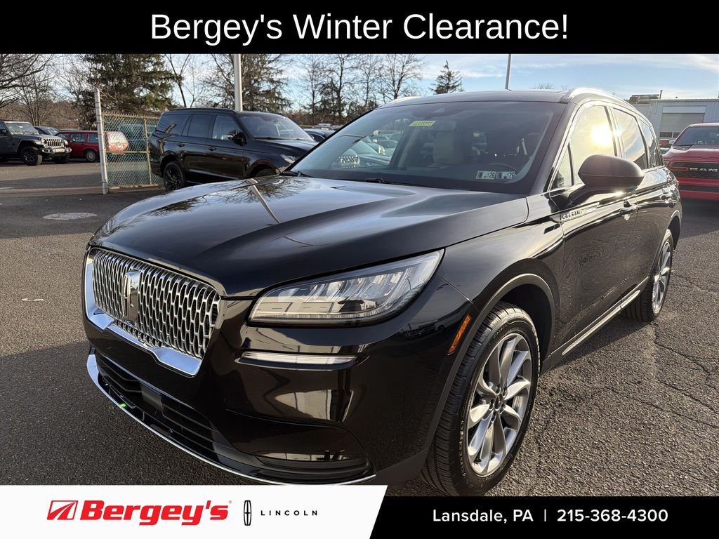 2022 Lincoln Corsair Base