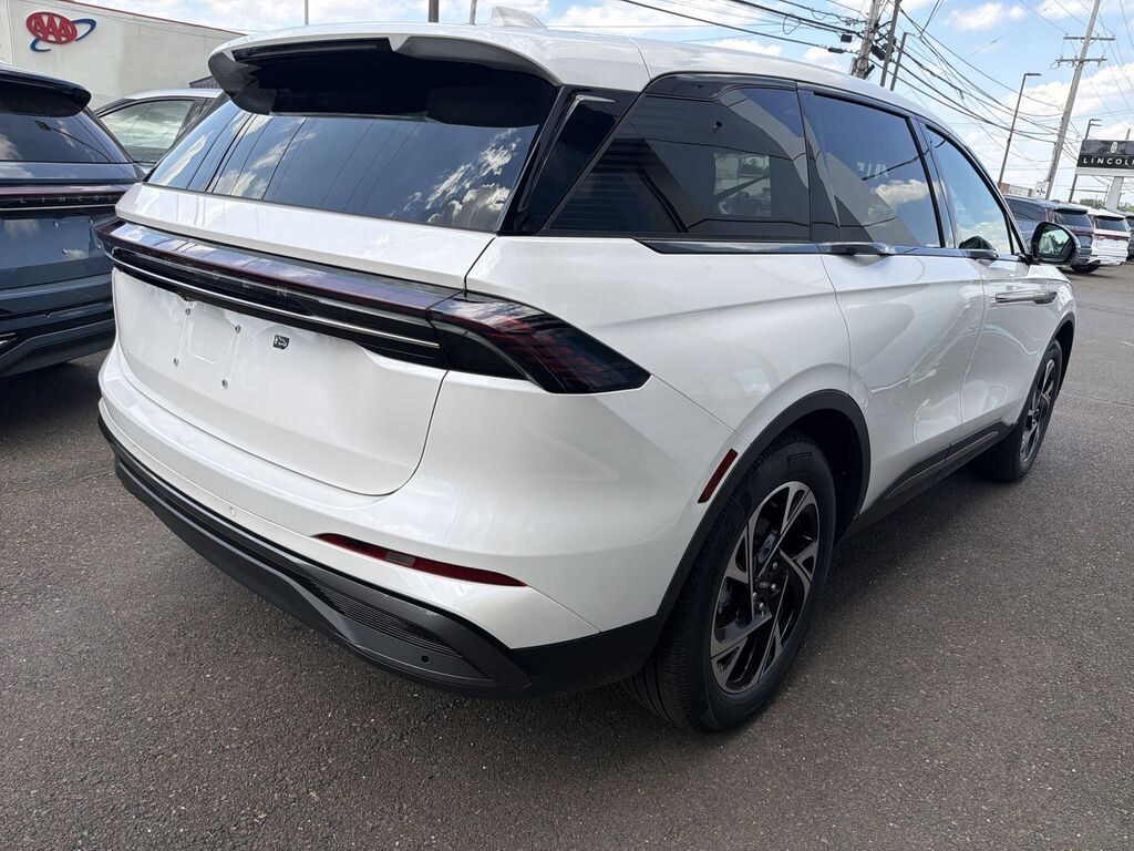 New 2026 Lincoln Nautilus 2.0T AWD Premiere II w/ Jet Appearance Pkg SUV
