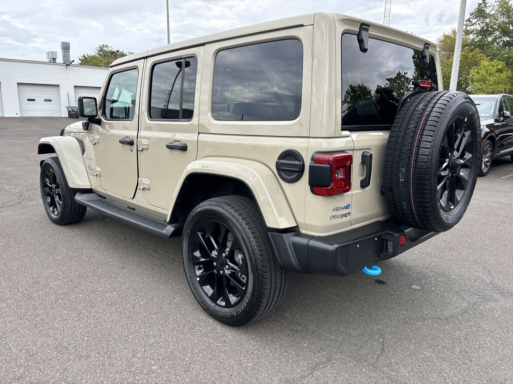 2022 Jeep Wrangler Unlimited 4xe Sahara photo 3