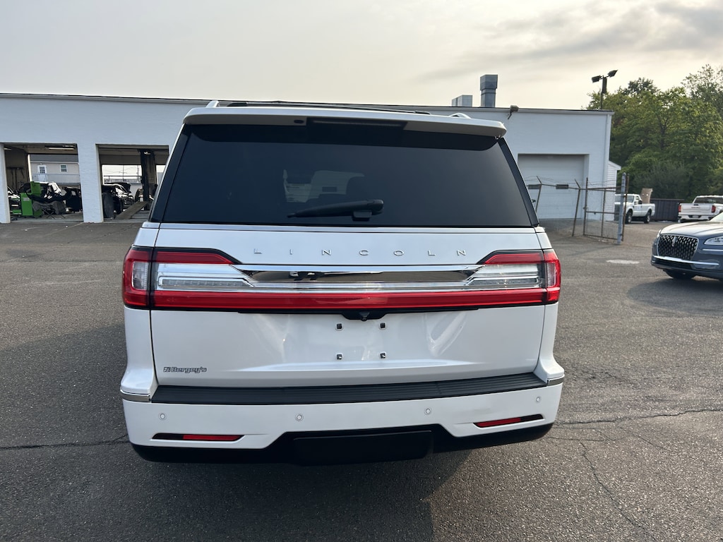 Used 2019 Lincoln Navigator L 3.5L L Reserve 4WD w/ Panoramic Moonroof & Navigation SUV