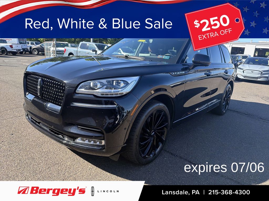 2023 Lincoln Aviator Reserve AWD's photo