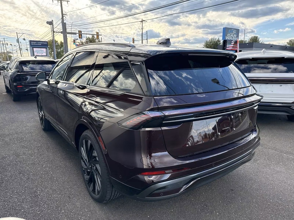 New 2024 Lincoln Nautilus Hybrid 2.0L AWD Reserve II w/ Jet Appearance Pkg SUV