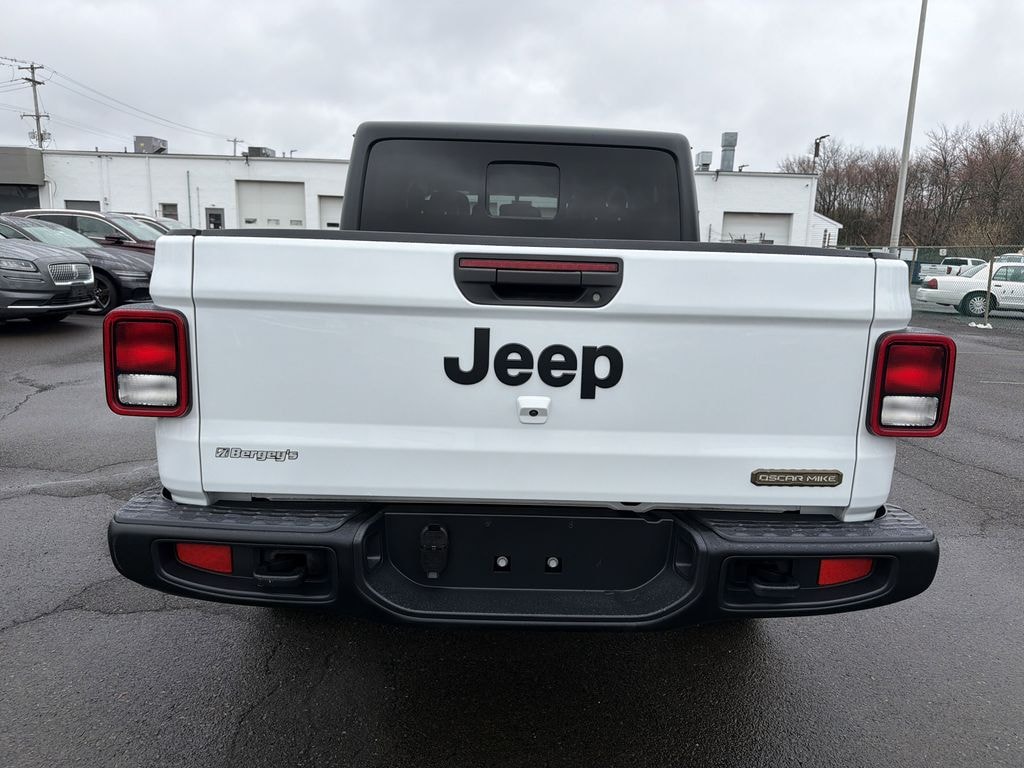 Used 2023 Jeep Gladiator 3.6L 4WD Freedom Hard Top w/ Cold Weather & Convenience Pkg Truck