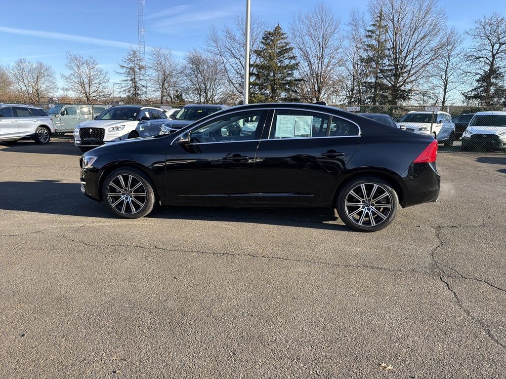 Used 2018 Volvo S60 2.0T AWD T5 Inscription w/ Platinum Pkg Sedan